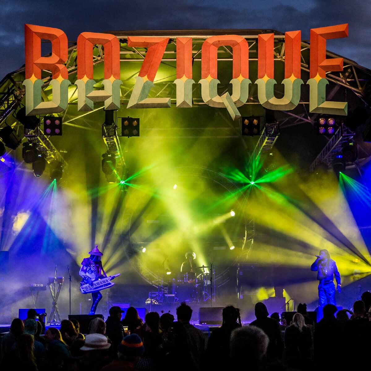 Bazique Bazique